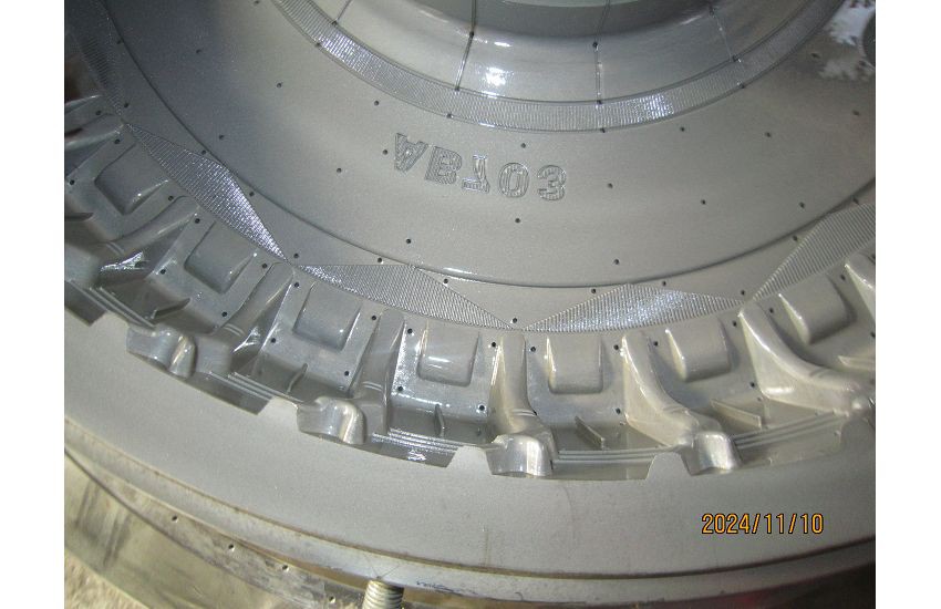 Light Truck Tire Mold